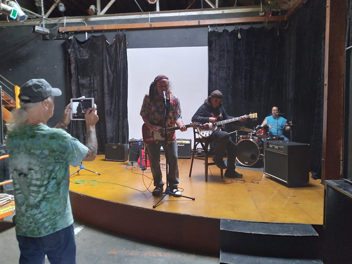 Soundwave Studios