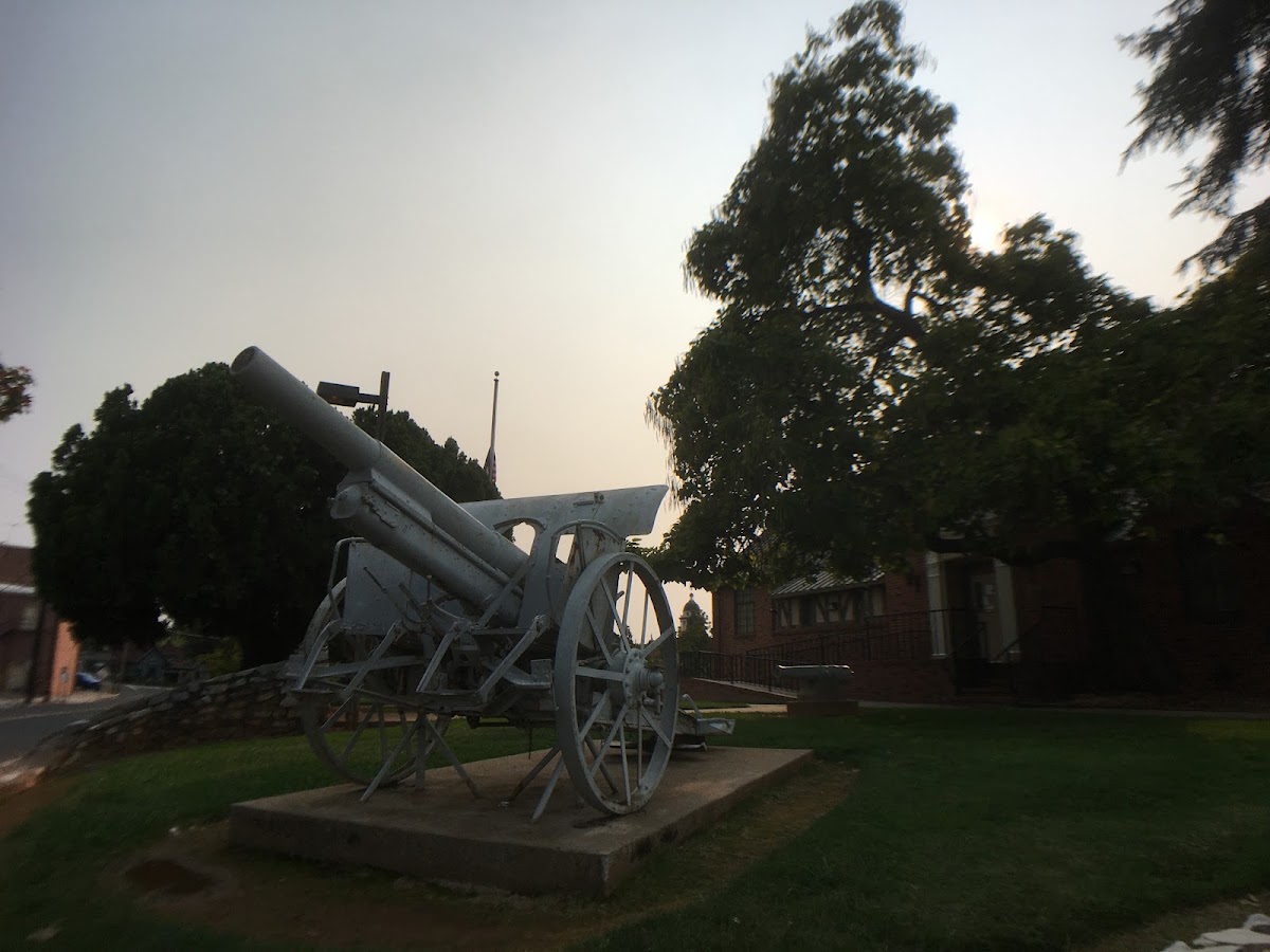 Auburn Veterans Memorial Hall