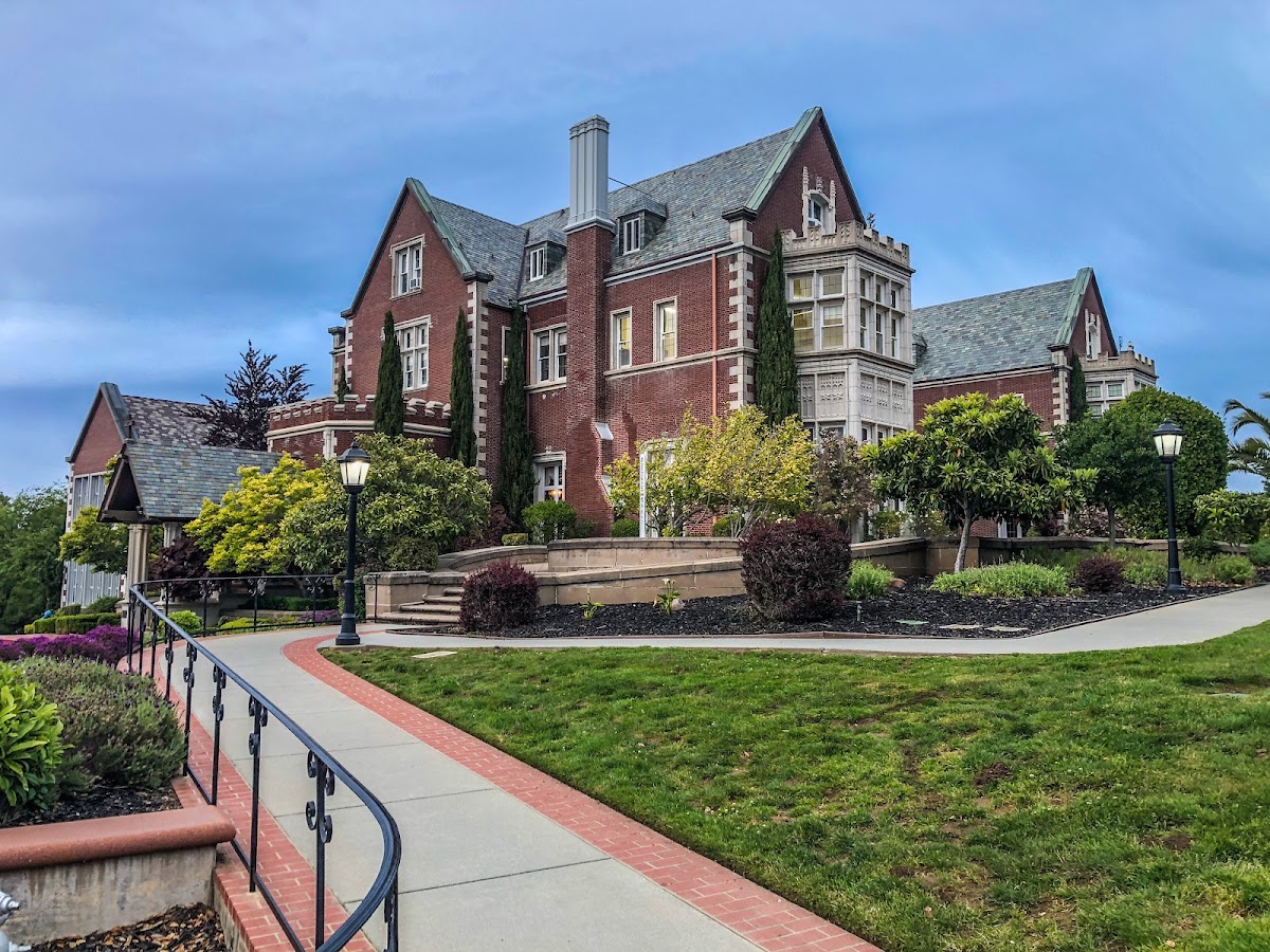 Kohl Mansion