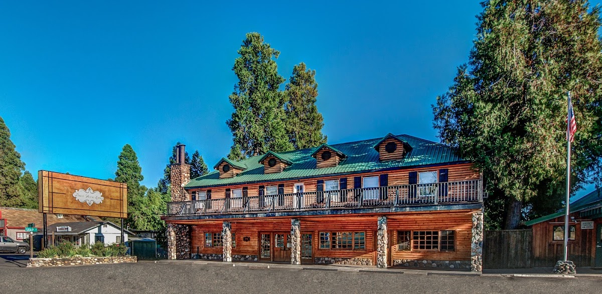 Forest House Lodge