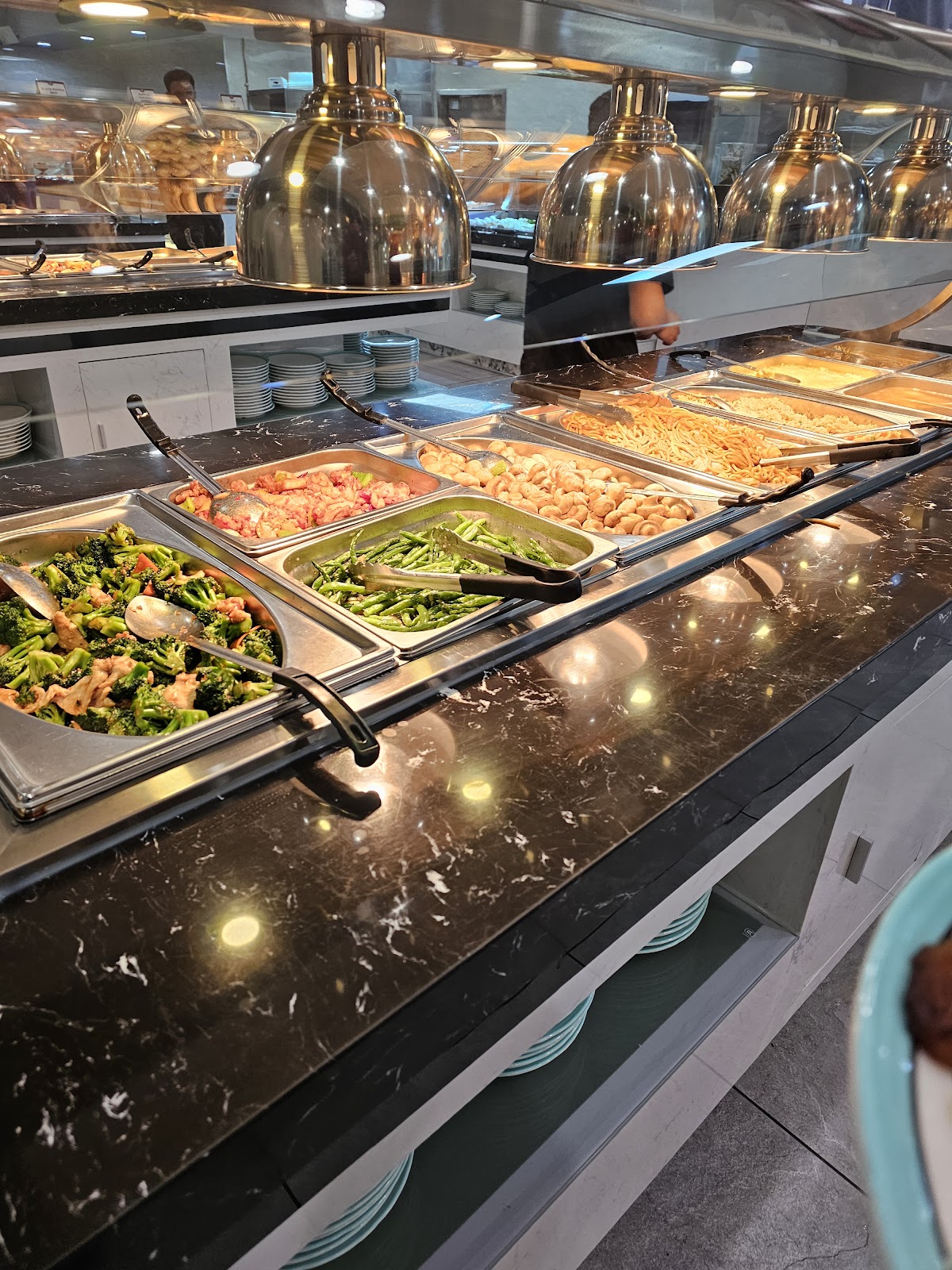Gohan A.Y.C.E Buffet