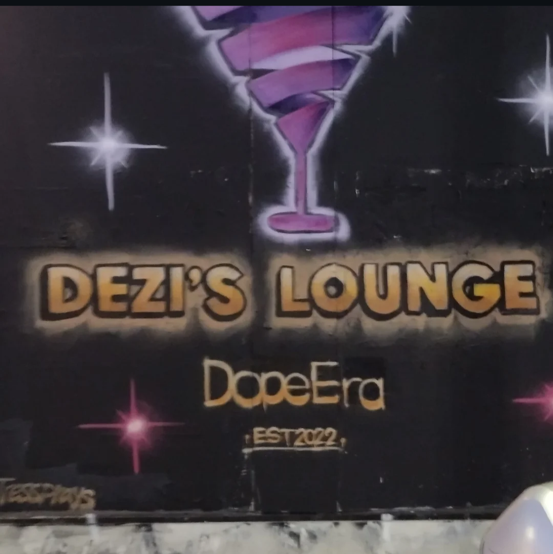 Dezi's Lounge
