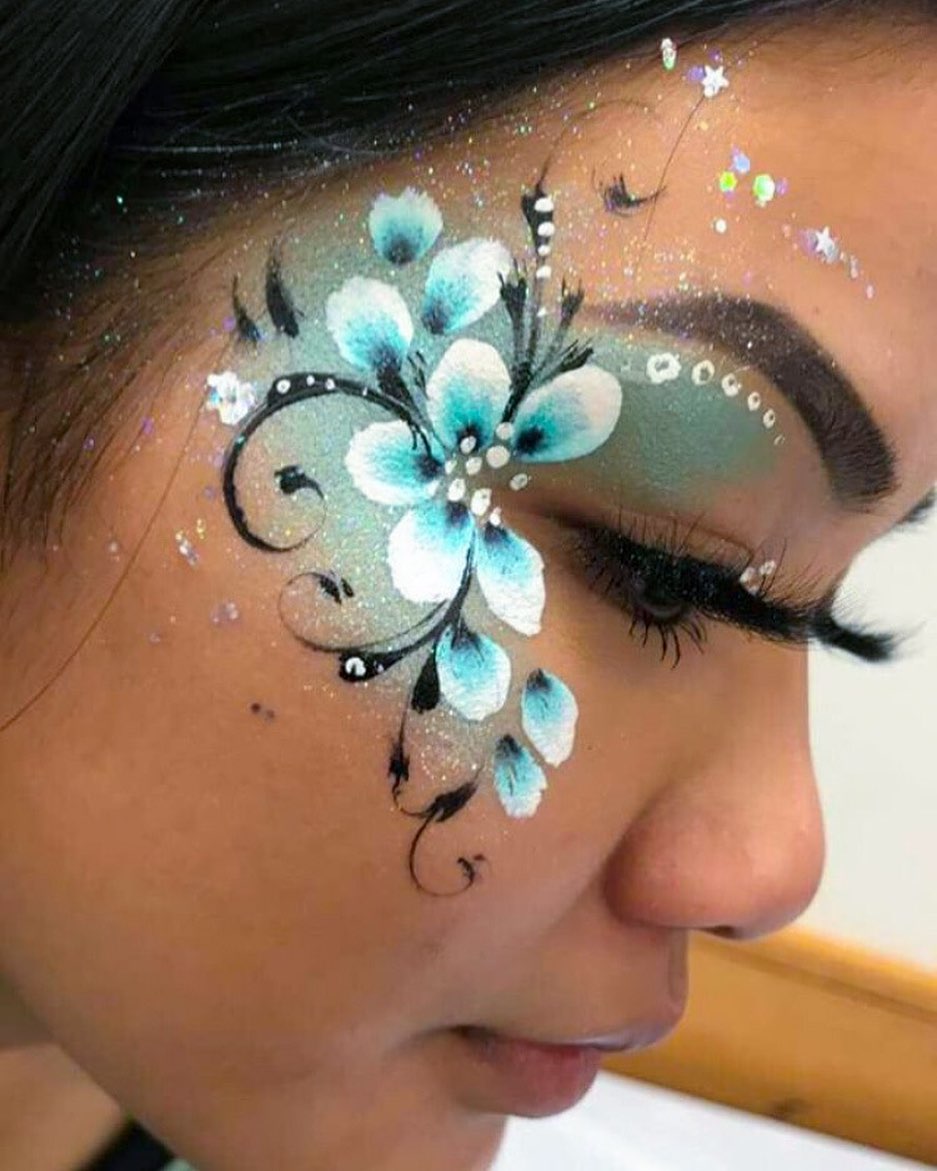 Happycake Face Painter, Caricatures and Giant Bubbles