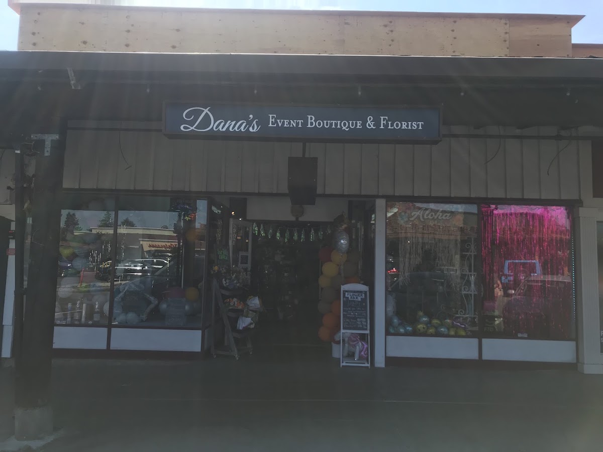 Dana's Event Boutique & Florist